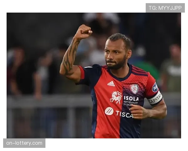 卡利亚里老将若昂·佩德罗接受专访，谈职业生涯末期应对密集赛程的方法